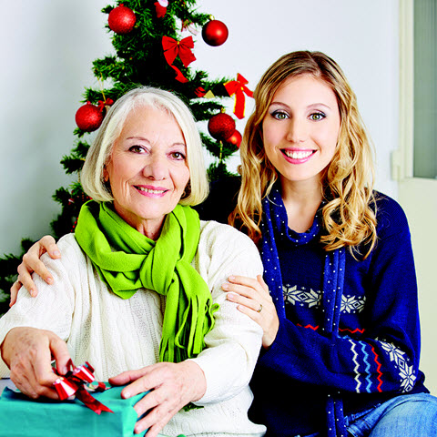 Fêter Noël chez vous avec un proche dépendant : c’est important !